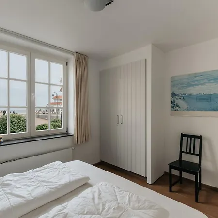 Apartment In Near Belle Epoque De Haan